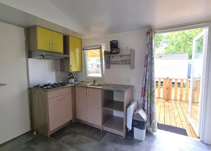 Kemping M.home Acces 034 3chbr/6pers Angles (Vendee)